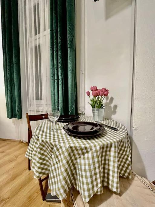 2# Sunflower Cozy Apartment Budapest Bagian luar foto